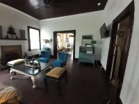 Senoia Farmhouse close to town, the home of The Walking Dead.