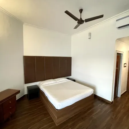 Mascot Beach Resort