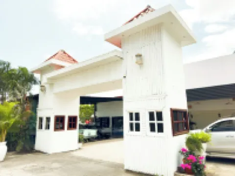 Hotel la Estancia Hotels in 