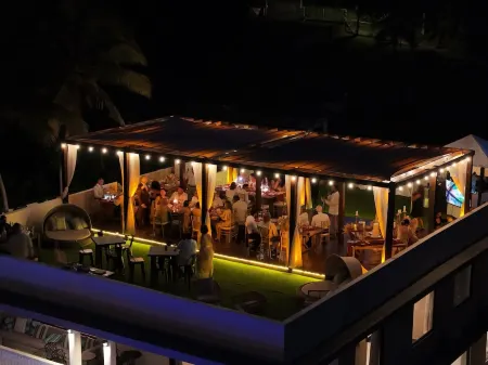 Casa Bella - El Yunque Rainforest Mansion with Panoramic Views + Rooftop Lounge