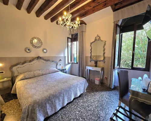 Residenza Degli Angeli Hotels near A Plus A Gallery
