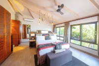 Coco de Mer Hotel and Black Parrot Suites