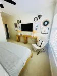 Game Day Luxury; 1 mi to UM; 5 Mins to sq; Spacious; Large Porch + Outdoor TV;