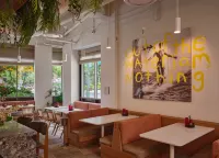 The Ambassador Hotel of Waikiki, Tapestry Collection by Hilton