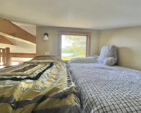 Boomfish Limit 5 2 Bedroom Cottage by RedAwning Hotels in Windham