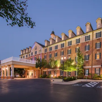 Holiday Inn Express STATE COLLEGE @WILLIAMSBURG SQ by IHG