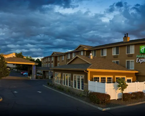 Holiday Inn Express WALLA WALLA by IHG Hôtels à : Walla Walla