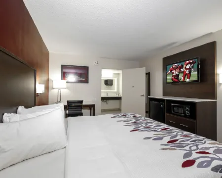 Red Roof Inn Gadsden Hotels in Gadsden