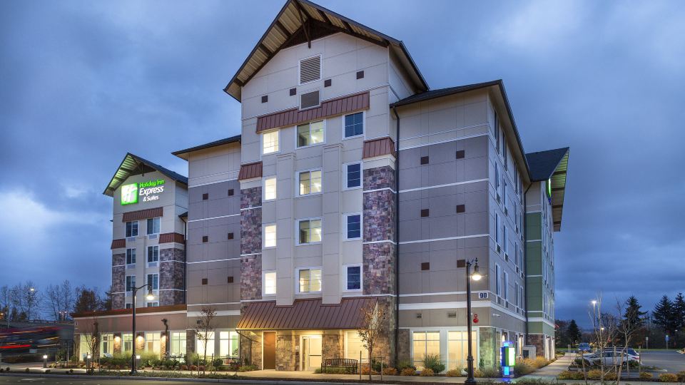 Holiday Inn Express & Suites SEATTLE SOUTH - TUKWILA by IHG