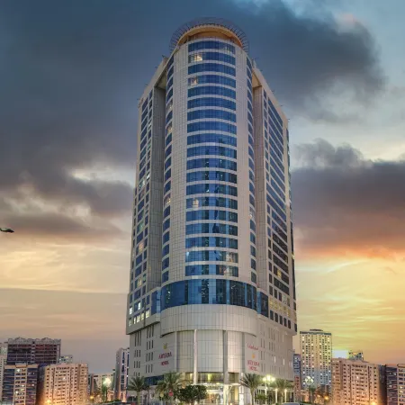 Aryana Hotel Отели рядом с достопримечательностью «Торгово-развлекательный центр Al Qasba»