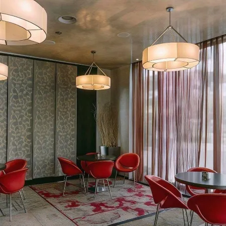 Cosmopolitan Hotel