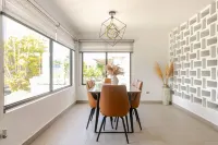 Lux Gem, 7 Mins to SJU, Private Pool, Tesla Solar System, No Blackouts - 3성급