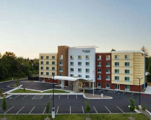 Fairfield Inn & Suites Beckley Hotels in Beckley