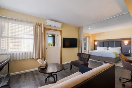 埃弗裏特海濱加德納港旅館 - 阿桑德連鎖酒店