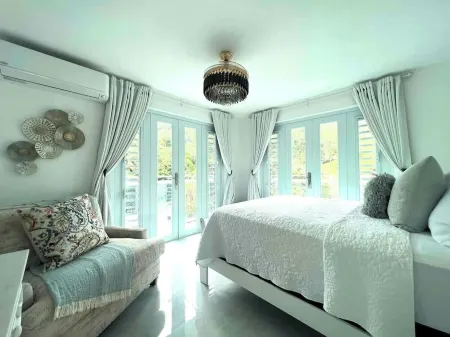 El Yunque Waterfalls Romantic Stay Отели в г. Rio Blanco