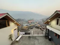 Hotel Aaditya Hotels in Bandrol