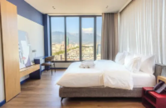 Si Hotel Hotel in zona Moschea Et'hem Bej