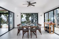 Bayshore 76 Beachfront Villa Palmar de Ocoa - Pools