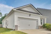 7 Mi to Dtwn Augusta! Modern Family Home - 3-Star
