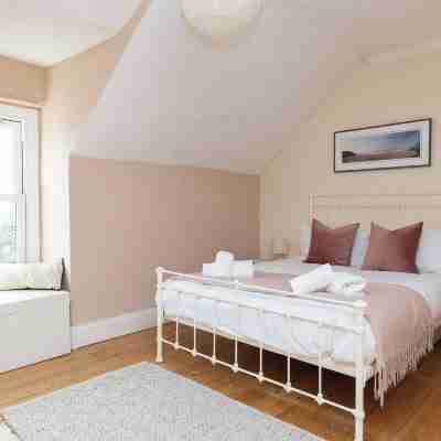 Characterful City Maisonette for 4 Rooms