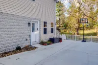 Walk to Metro & Dtwn Silver Spring! Sleek Apt - 3-Sterne