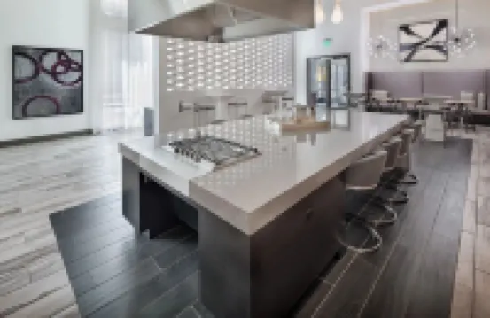 奧蘭多中央商務區的Landing公寓