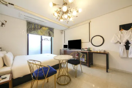 Russo Hotel