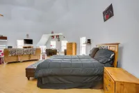 Remote Angie Vacation Rental Near Pearl River! - Wi-Fi