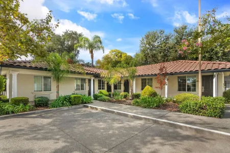 University Park Inn & Suites