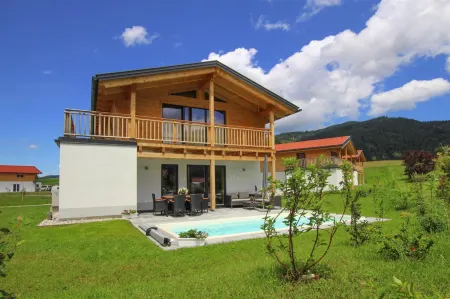 Chalet Chiemgau, Inzell Отели рядом с достопримечательностью «Badepark Inzell»