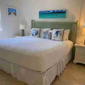Villa 504 - Villa Renaissance on Grace Bay Beach - PELOTON IN UNIT - 1 bedroom Rooms
