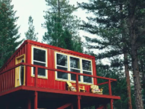 Pet-Friendly and Peaceful  "The Ranch Hand Cabin" + Hot Tub Near Missoula