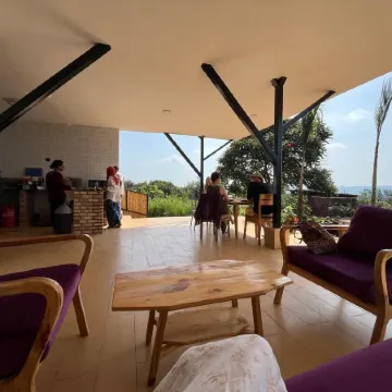 Eagle View Farm & Lake Retreat