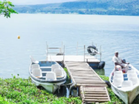 奈瓦沙埃爾薩美別墅 奈瓦沙酒店