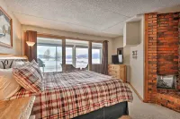 Mtn Views, Ground Floor: Rec Path and Lake Access - Swimmingpools