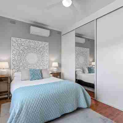Esto House Rooms