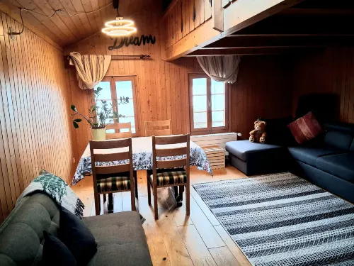 Lakeview Chalet, Därligen - 小木屋