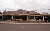 Grand Wisata Hotel