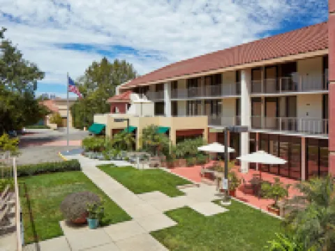 La Quinta Inn & Suites by Wyndham Thousand Oaks-Newbury Park Hotels in Thousand Oaks