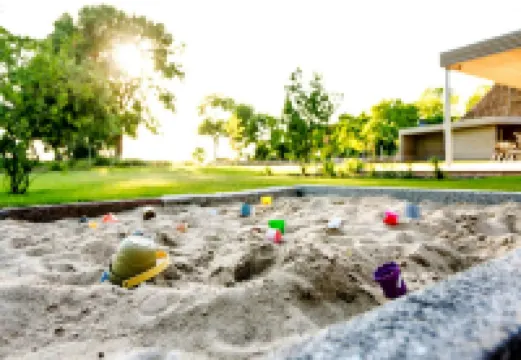 エクスクルーシブス ランドハウス アウフ フェーマルン