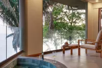 Arenas Del Mar Beachfront & Rainforest Resort Member of the Cayuga Collection - spa
