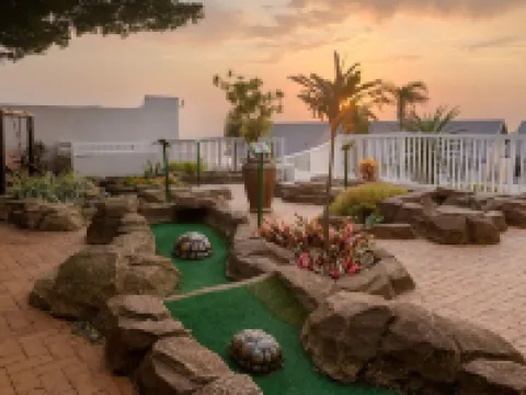 Illovo Beach Club Hotels in Kingsburgh