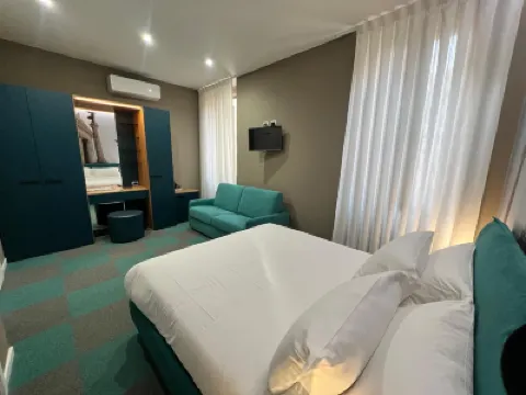 Vacanze Romane Vaticano Hotels near Piazza del Risorgimento