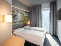B&B HOTEL Würzburg-Altstadt - parking