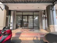 De Novaren Guesthouse - Guest houses