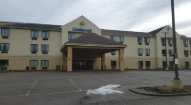Cambridge Inn by Capital O Near I-70 / I-77