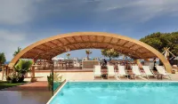 Enorme Teatro Beach - 限成人 - 沙灘