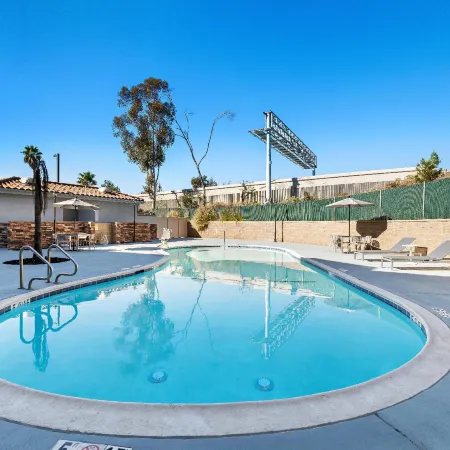 Spark by Hilton Redlands
