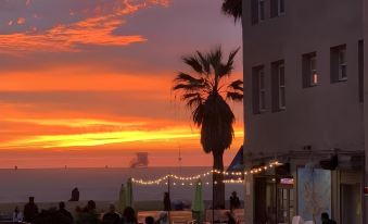 Su Casa at Venice Beach