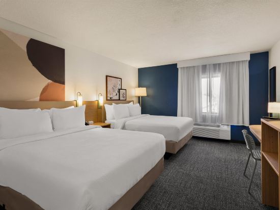 Spark by Hilton Fort Wayne